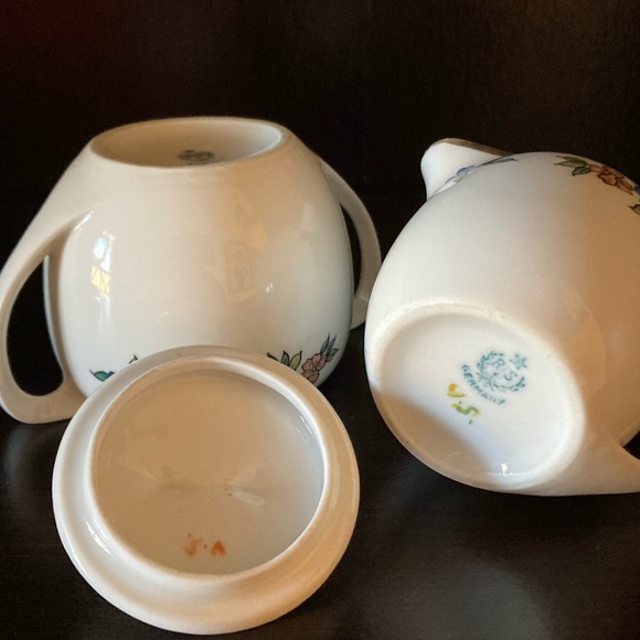 Antique RS Germany Porcelain Creamer and Lidded Sugar Bowl - Picture 2 of 11